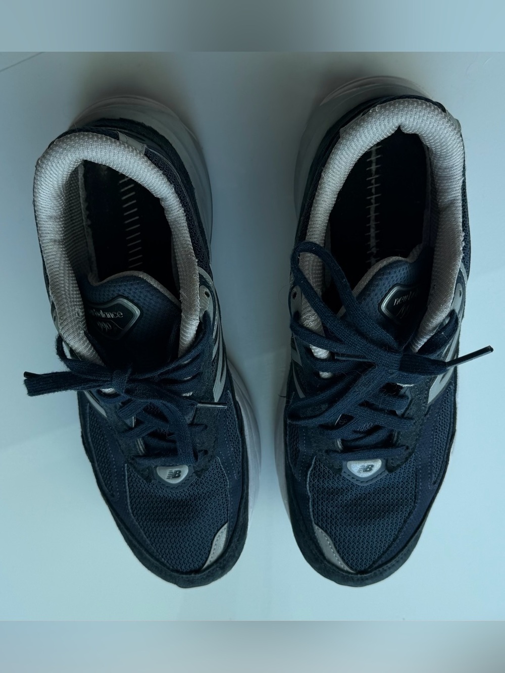 WORN ONCE New Balance 990 Navy Running Shoes - Picture 7 of 7